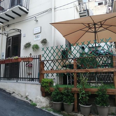 Opera Boutique Rooms มอนเรอาเล ภายนอก รูปภาพ