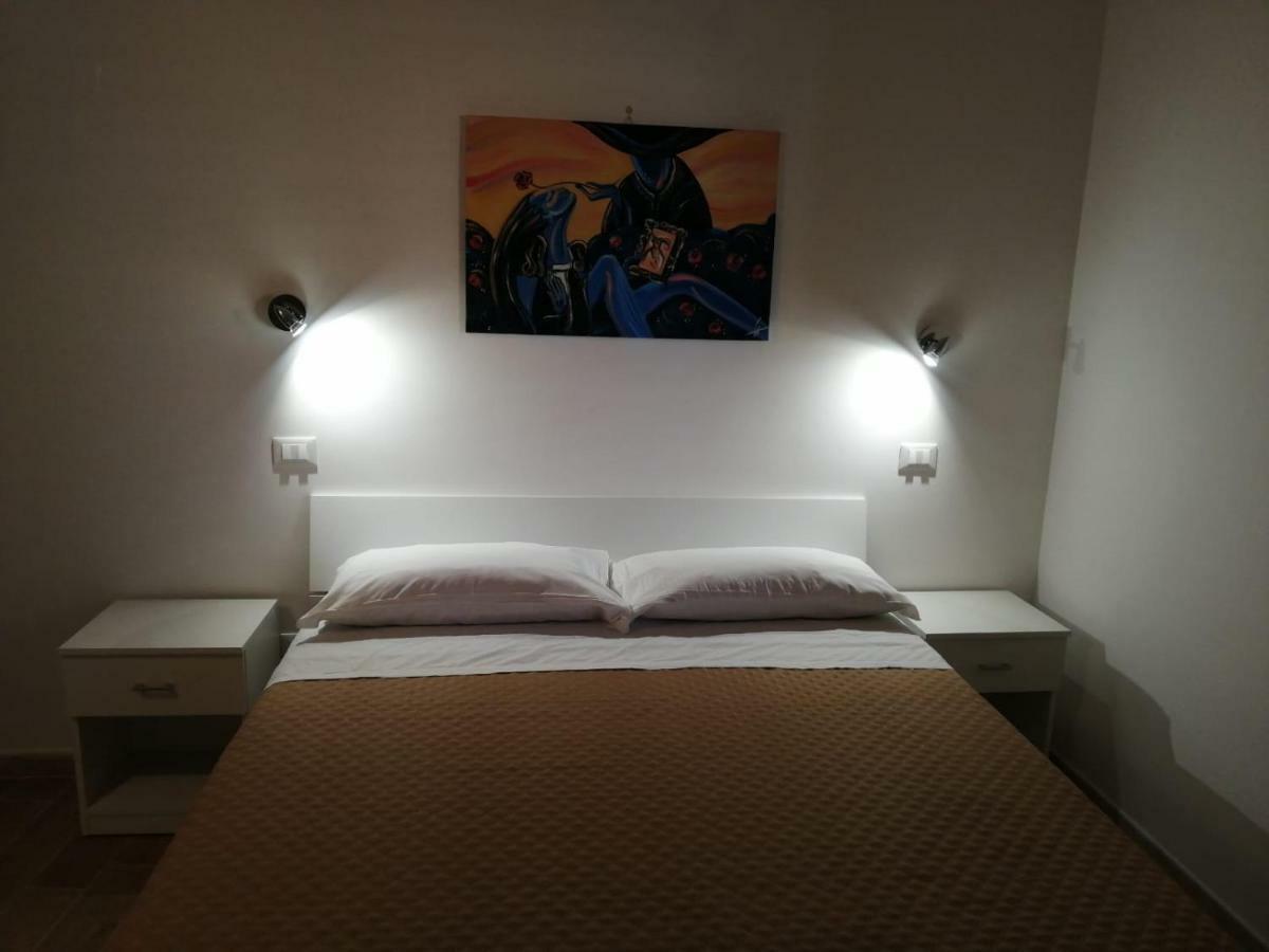 Opera Boutique Rooms มอนเรอาเล ภายนอก รูปภาพ