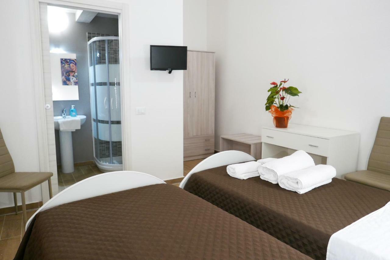 Opera Boutique Rooms มอนเรอาเล ภายนอก รูปภาพ