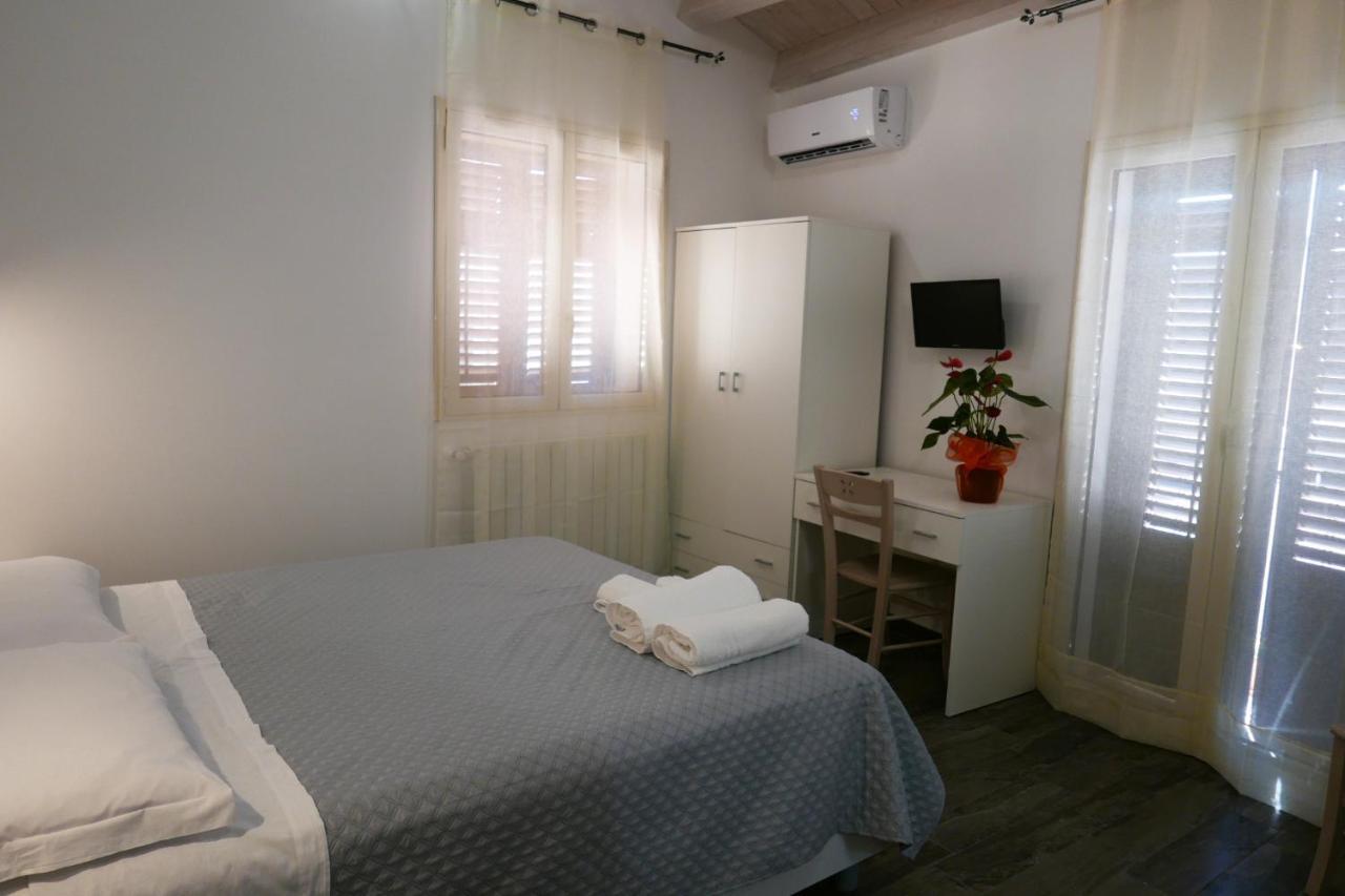 Opera Boutique Rooms มอนเรอาเล ภายนอก รูปภาพ